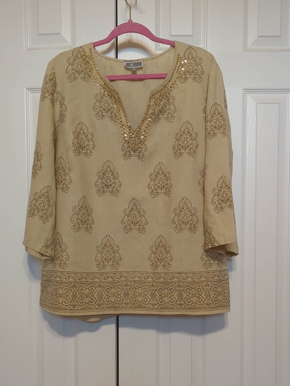 JM Collection Cream Tunic with Gold Beaded V-Neck XL